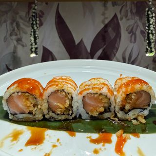 US15. Spicy salmone croccante  8pz