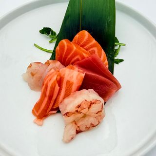 SA7  Sashimi misti speciale gambero crudo - 9 pezzi