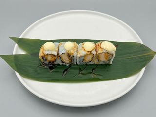 UF32. pollo fritto roll 8pz