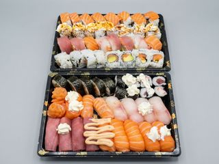 Box14.  sushi misto  - 60 pz{ 2 birra  omaggio}