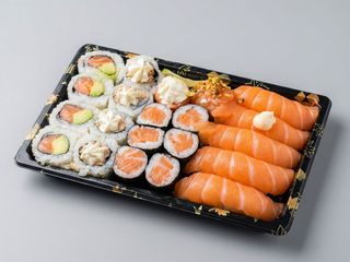 box10.  Happy salmon  20pz