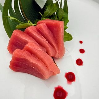 SA4s Sashimi tonno 6pz