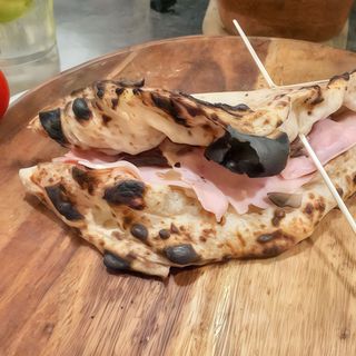 Chella ca guarda 'Nterra