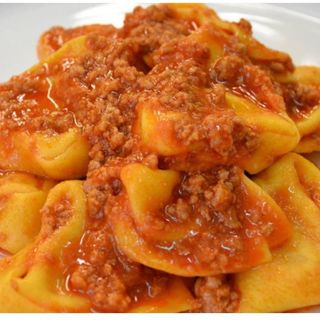 Cappellacci di zucca al ragù 