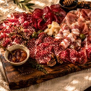 Degustazione salumi tipici