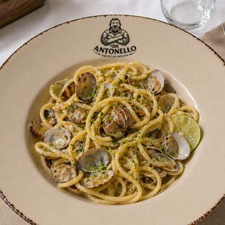 Spaghettone vongole e lime