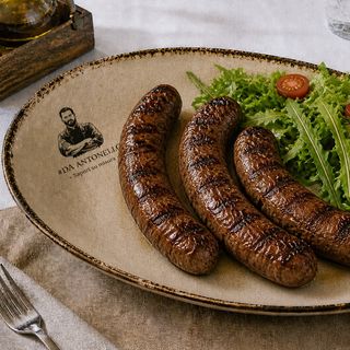 Salsiccia doppia a punta di coltello alla brace