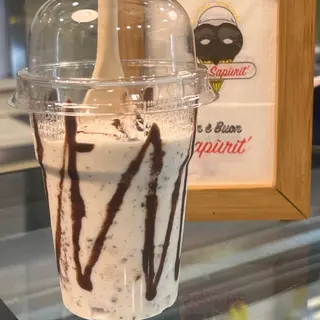 YOGURT SHAKE STRACCIATELLA/o GUSTO A SCELTA IN OPZIONI