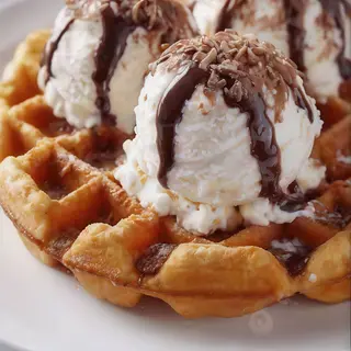 WAFFLE CON GELATO
