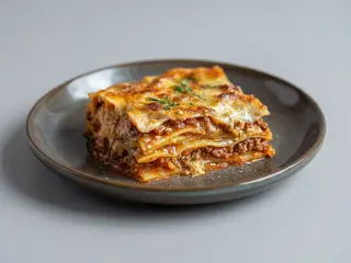 LASAGNE ALLA BOLOGNESE 300 GR