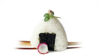 61 Onigiri tonno cotto