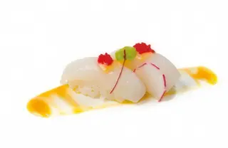 55 Hottate gai capesante, salsa yuzu