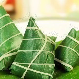 Zongzi tuorlo d'uovo e carne marinata
