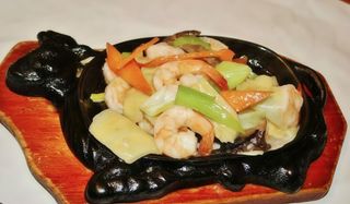 Gamberoni con verdura alla piastra