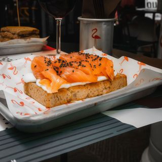 Crostone con salmone