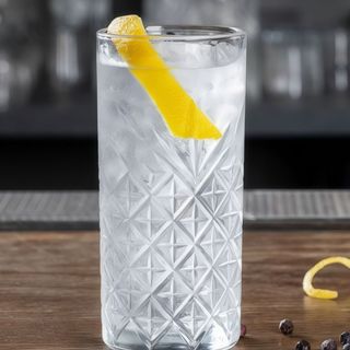Cocktail Gin Tonic Tanqueray