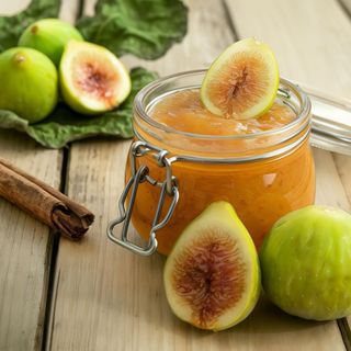 Pizza con marmellata di fichi del Cilento