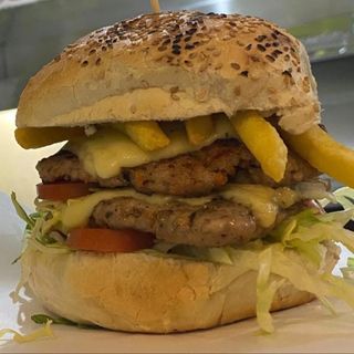 Panino doppia hamburger pollo