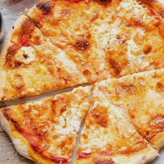 Pizza margherita 