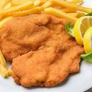 schnitzel con patate fritte" orecchia di elefante"