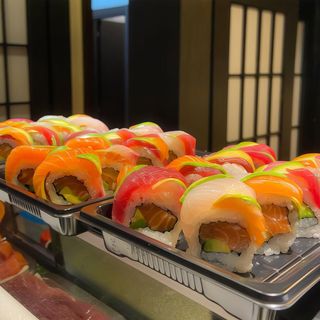 Nigiri maki / rainbow roll - 8 pezzi