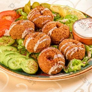Piatto con falafell