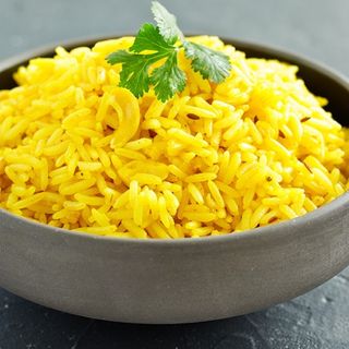 Piatto di riso al curry