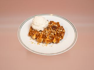 Waffle Caramel Kiss