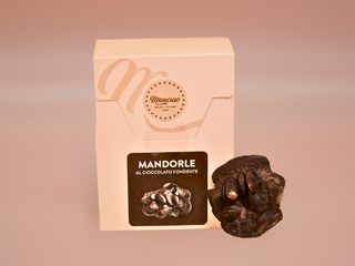 Mandorle Ricoperte al Cioccolato Fondente