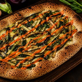 Pinsa romana biancha vegetariana