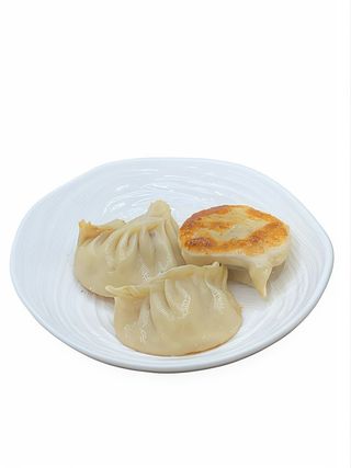 25. Ravioli alla griglia con carne - 4pz