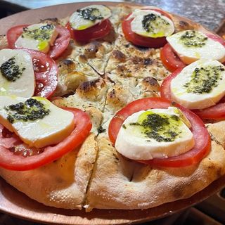 Focaccia caprese