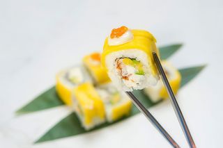 84. Mango special roll
