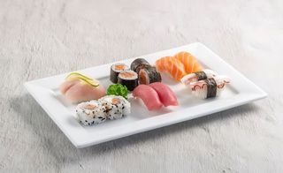 Degustazione sushi medio misto