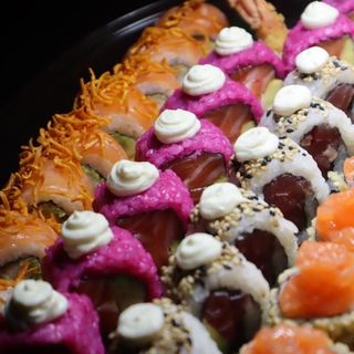 URAMAKI ASSORTITI 18 PZ