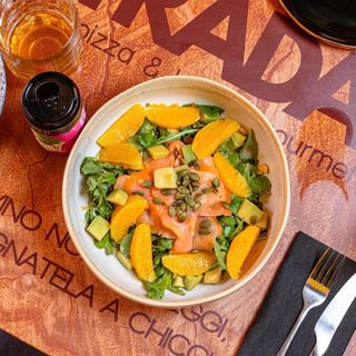 Insalata di Salmone estiva