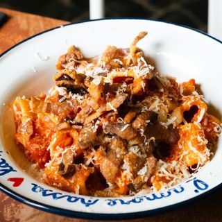 Mezze Maniche all'Amatriciana