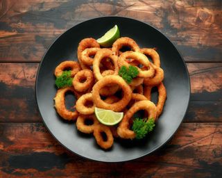 Vaschetta calamari fritti - 6 pezzi