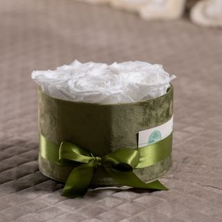 Cofanetto Rotondo In Velluto Di Rose Bianche