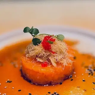 B004 - Sake Tartare