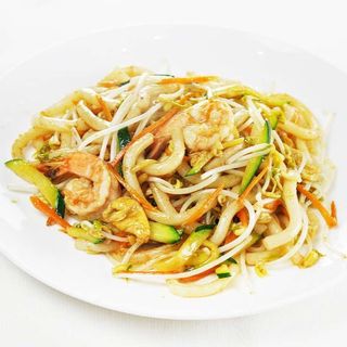 W030 - Udon con gamberetti