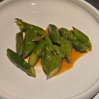 W402 - Asparagi Saute