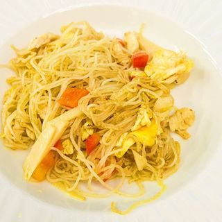 W051 - Spaghetti di riso al curry