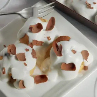 AD085 - Profiteroles Bianco
