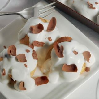 AD085 - Profiteroles Bianco