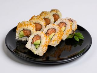 Uramaki sake avocado-120