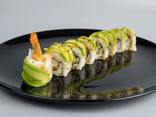 Uramaki dragon roll-134