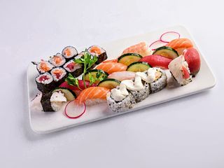 152. Ura misto - 40 pezzi