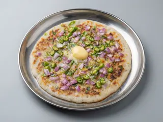 CHILLY CHEESE UTTAPAM