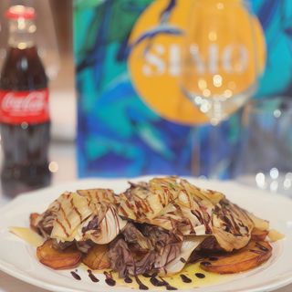 Filetto con patate croccanti e radicchio 